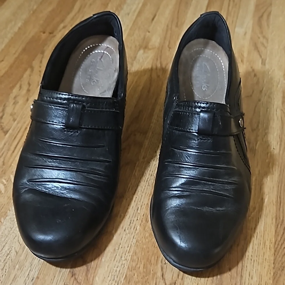 Clark's Artisan Short Slip On Booties Shoes 7.5W - Picture 2 of 16